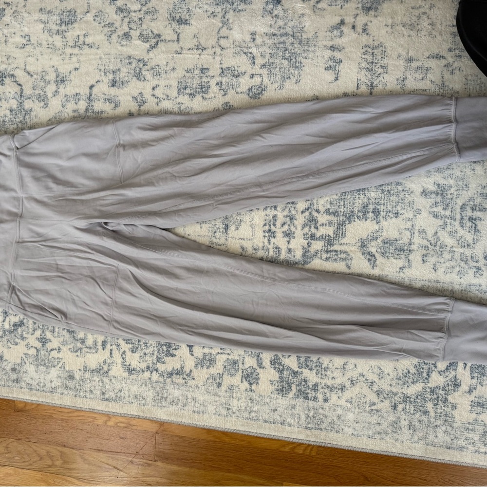 Women's Lavender Lululemon Joggers